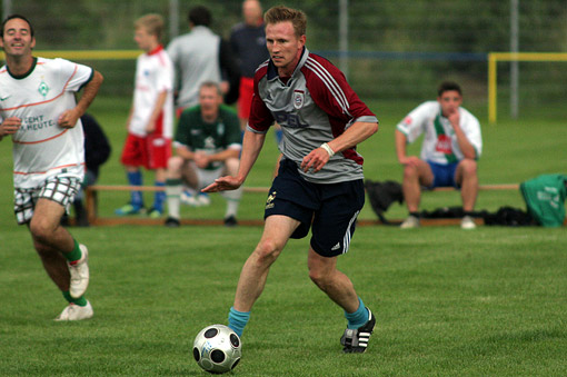 Philipp Gasde SpVgg. Bad Pyrmont Bayern-Trikot AWesA