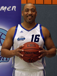 Melvin Lamar Simmons VfL Hameln Basketball klein AWesA