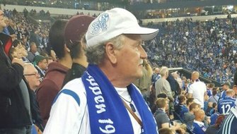 Wolfgang Wolle Weishaupt Lauenstein Fanclub Schalke Blau Weiße Dorfknappen AWesA