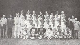 TuS Hessisch Oldendorf 1987 Mannschaftsfoto Fussball