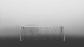Fußball Tor Nebel