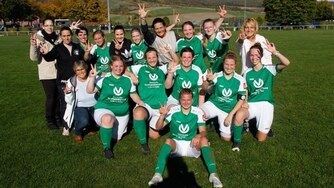TSV Germania Reher Frauen Kreisliga Siegerfoto in Wallensen