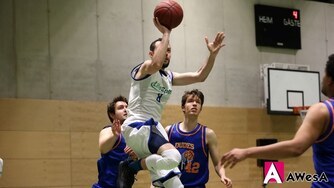 Paul Sewald VfL Hameln Basketball Landesliga Actionfoto