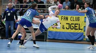 HSG Blomberg Lippe Buxtehuder SV Handball Bundesliga Frauen