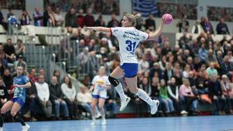 Alexia Hauf HSG Blomberg Lippe Handball Bundesliga Frauen Wurf