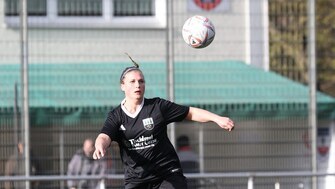 Lara Kaller SF Osterwald Herren Kreisklasse Fussball