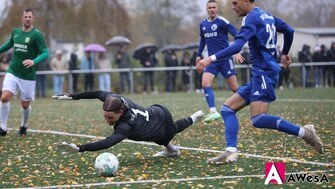 Robin Bartels SSG Halvestorf Eins gegen Eins BW Tuendern Fussball Landesliga