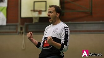 Marco Nillesen TSG Emmerthal Landesliga Handball Siegerpose