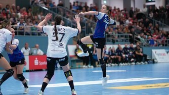 Nieke Kuehne HSG Blomberg Lippe Handball Bundesliga Frauen