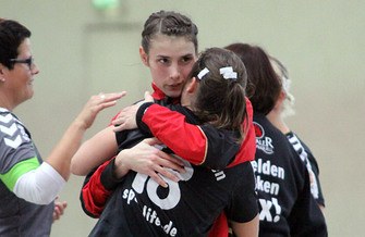 Manuela Schostag und Kirsten Bormann MTV Rohrsen Handball