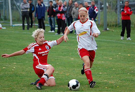 Katja Runge SG Diedersen Lauenstein Pia Markmann FC Latferde AWesA