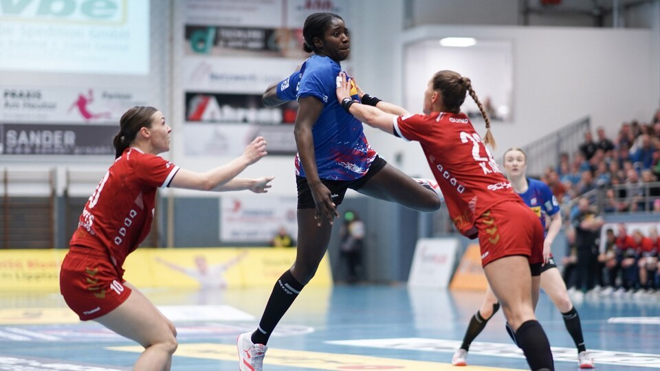 Laetitia Quist HSG Blomberg-Lippe Handball Bundesliga Frauen