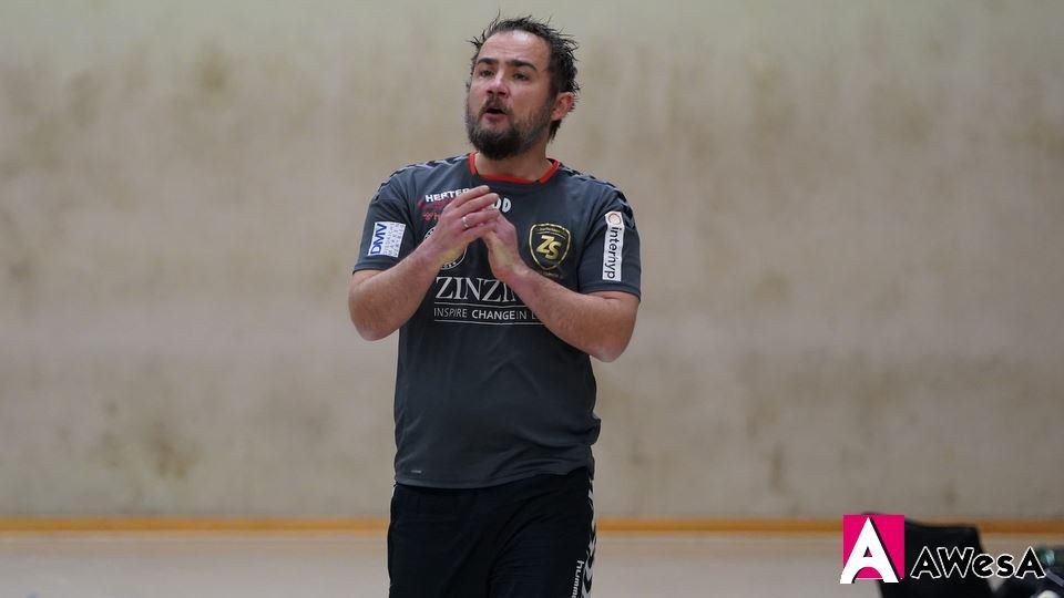 Oliver Duus MTV Rohrsen Handball Oberliga Klatschen